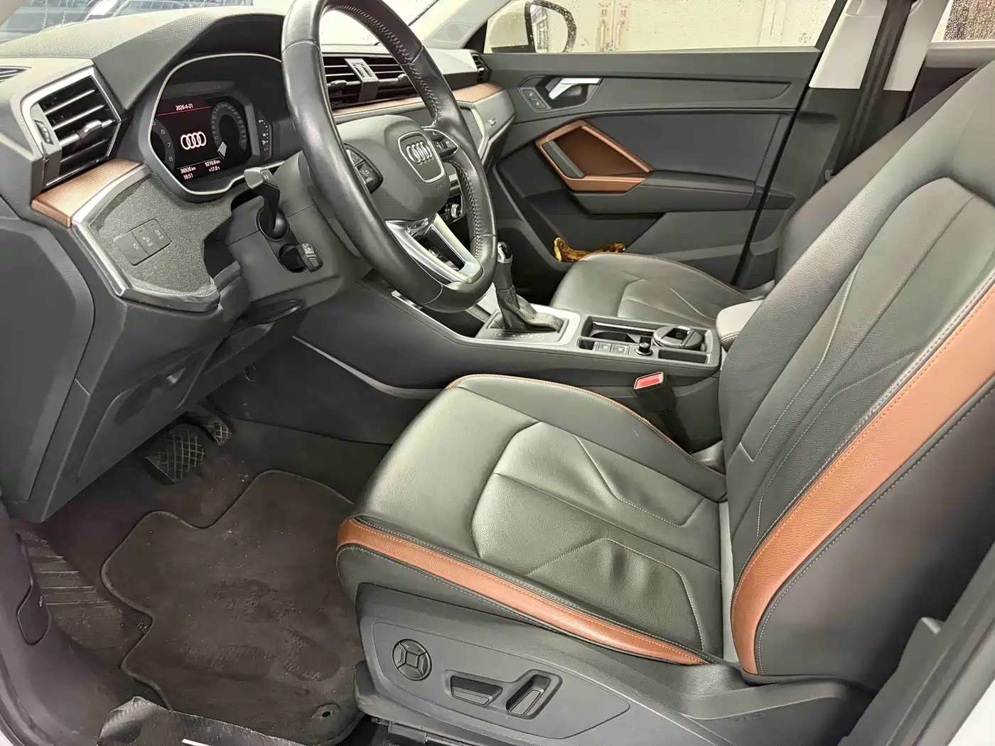 Audi Q3 2022 35 TFSI Fashion Elegance фото 4
