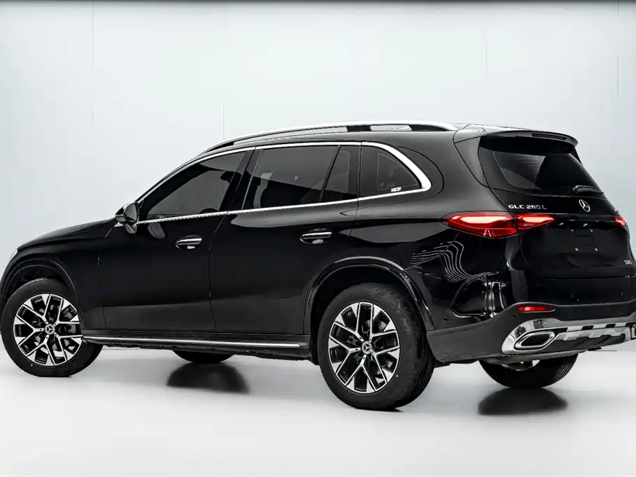 Mercedes-Benz GLC 2023 GLC 260 L 4MATIC Luxury 7-Seater фото 5