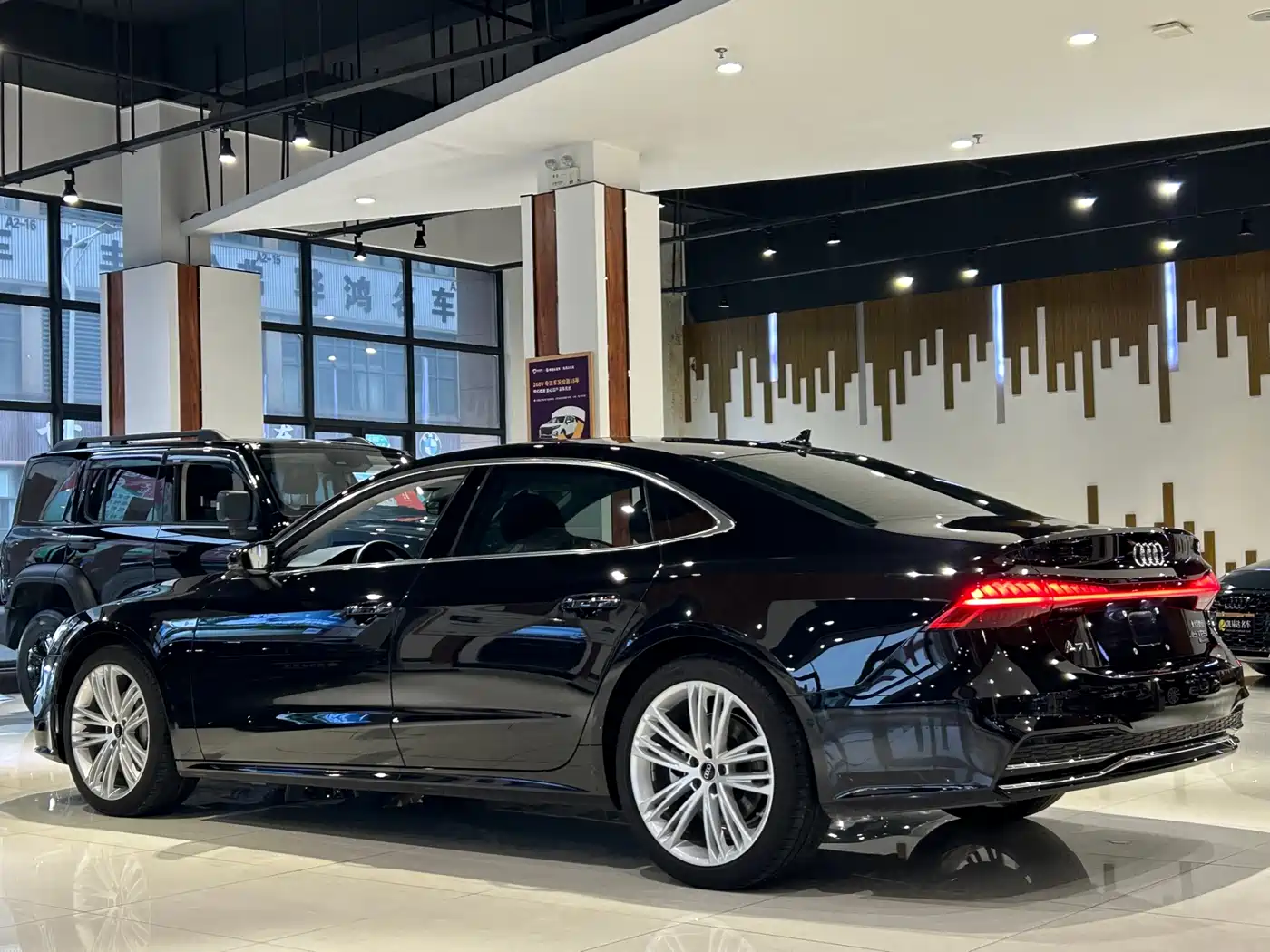 Audi A7L 2024 45 TFSI quattro Premium Luxury фото 31