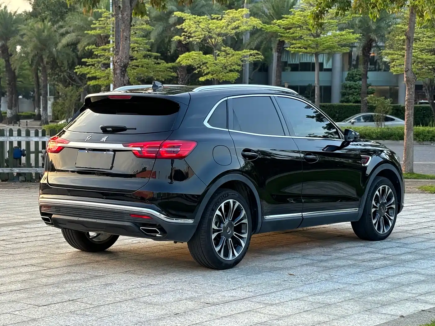 Hongqi HS5 2019 2.0T Smart Connect Enjoy 4WD Edition фото 6