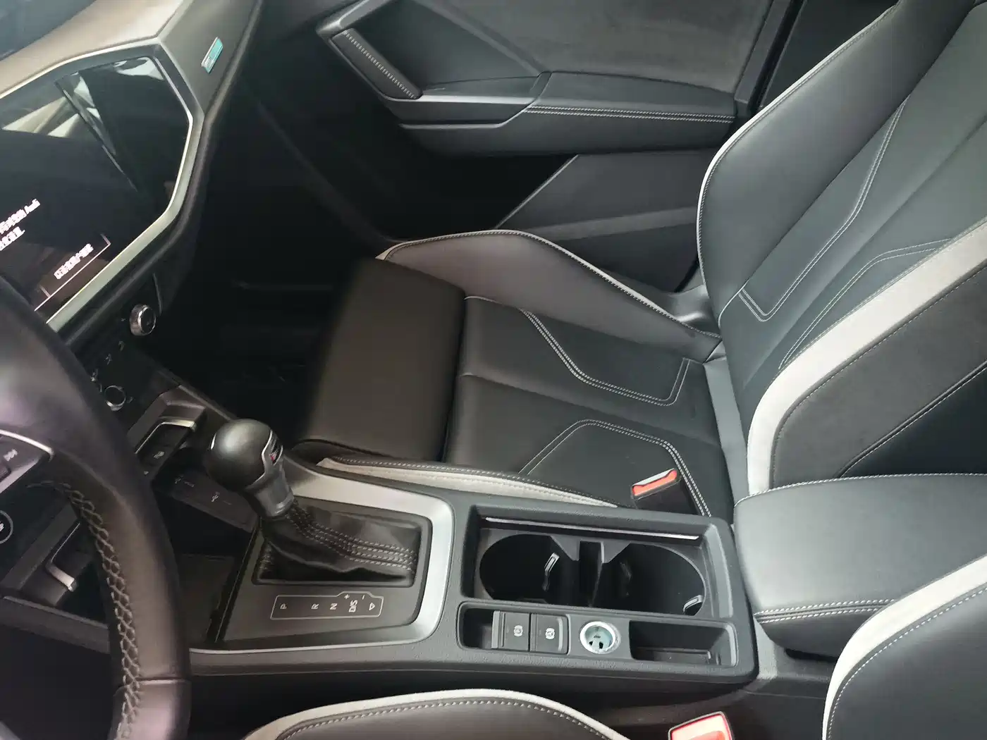 Audi Q3 2024 35 TFSI Fashion Sport фото 7