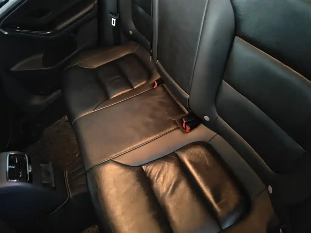 Volkswagen Sagitar 2018 1.6L Automatic Comfort фото 17