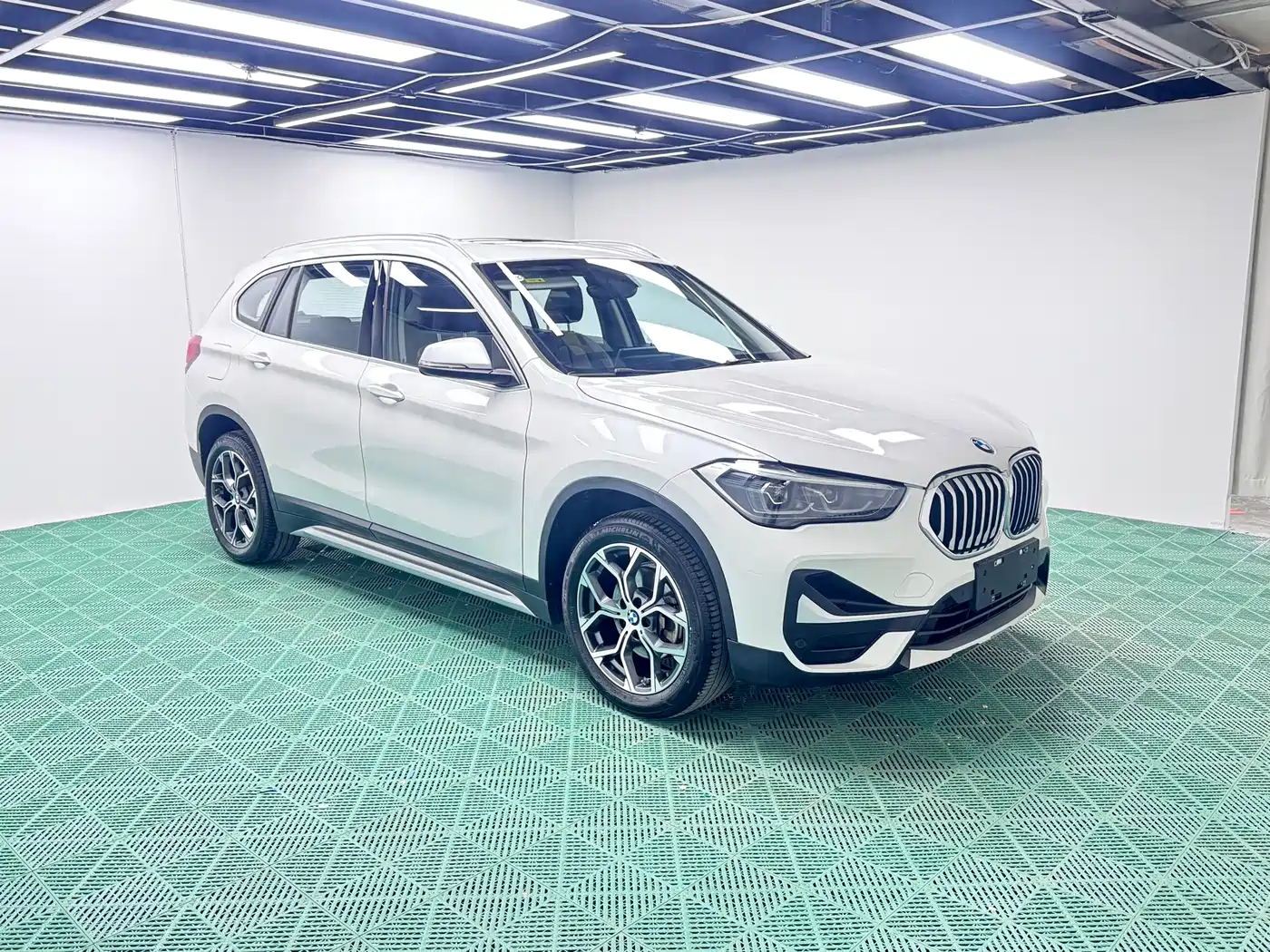 BMW X1 2022 sDrive20Li Premium фото 3