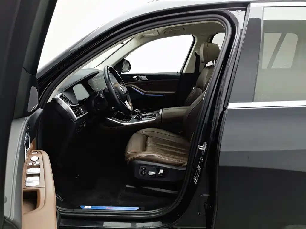 BMW X7 2022 xDrive40i Leading Luxury Package фото 10