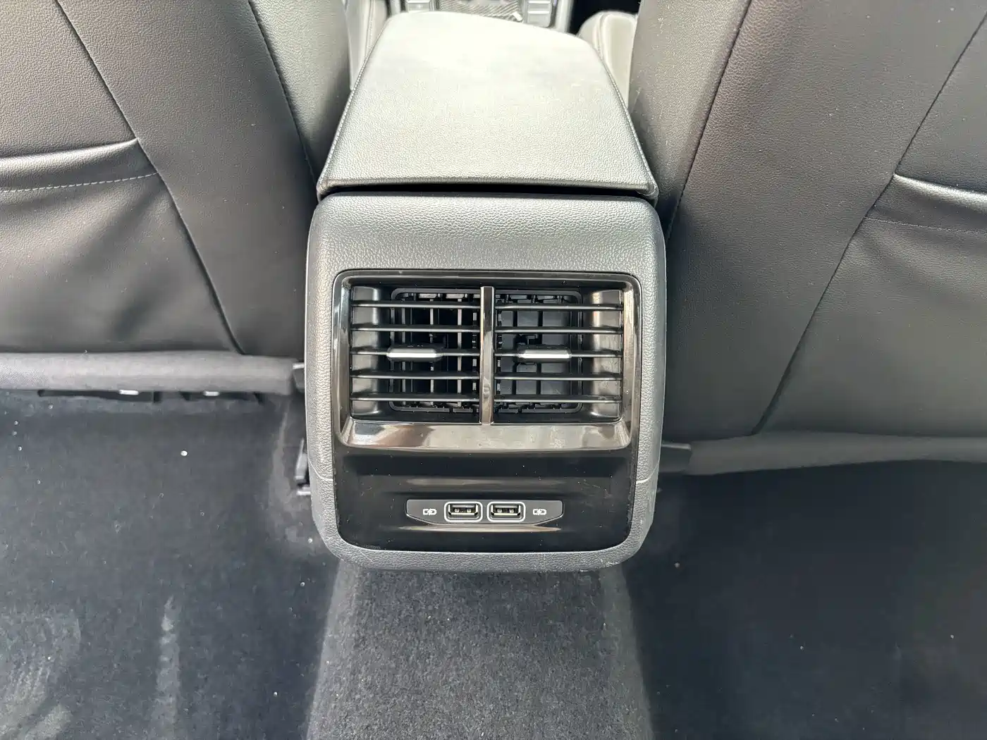 Volkswagen Sagitar, миниатюра 20