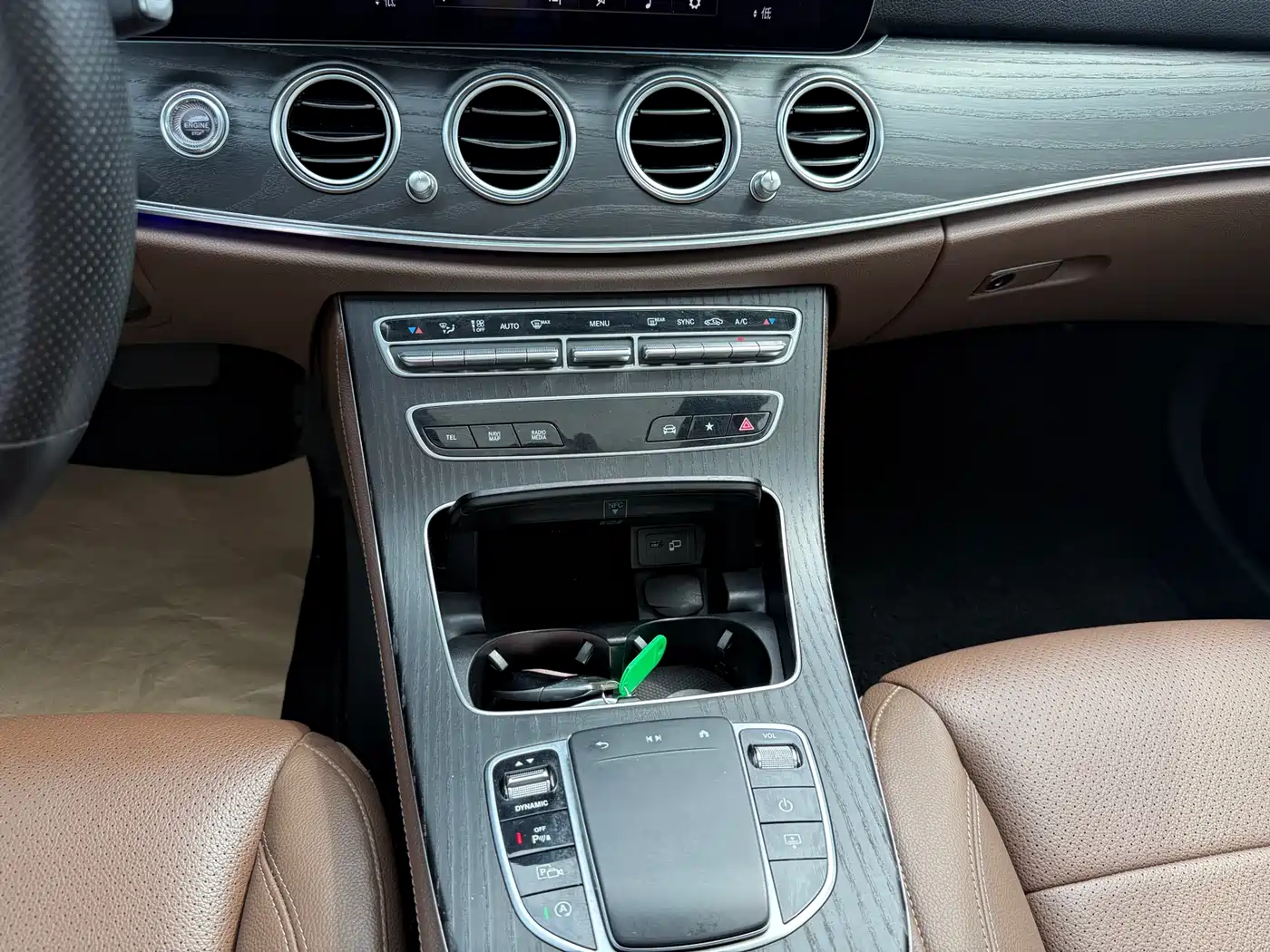Mercedes-Benz E-Class 2021 E 300 L Sport Fashion фото 8