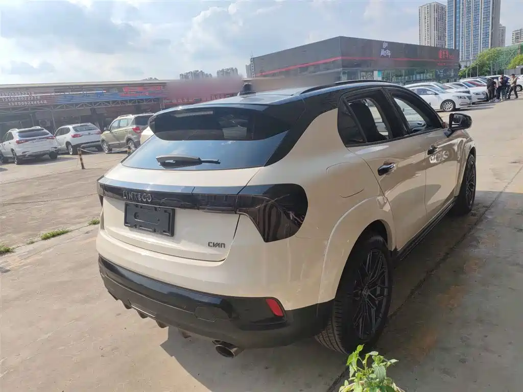 Lynk & Co 02 2018 1.5T DCT 2WD Power Pro Edition China V фото 7