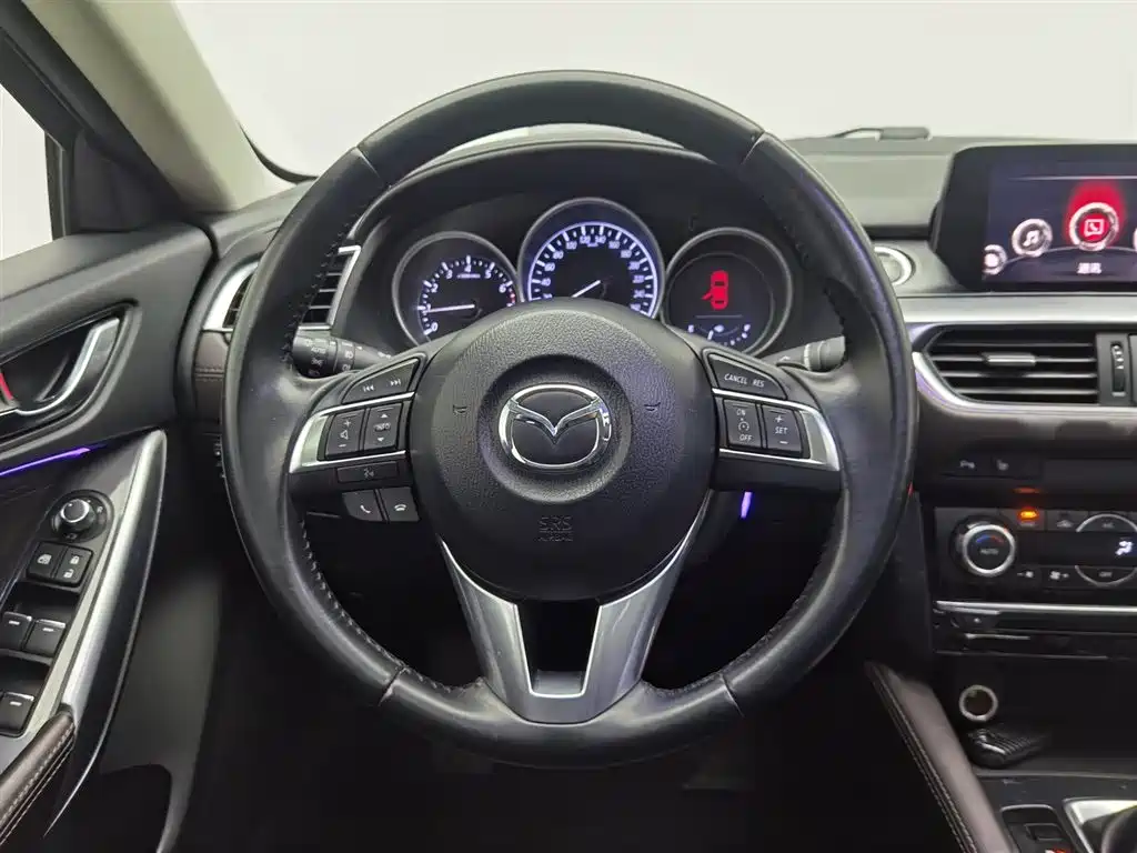Mazda Atenza 2017 2.5L Skyactiv-G Premium фото 11