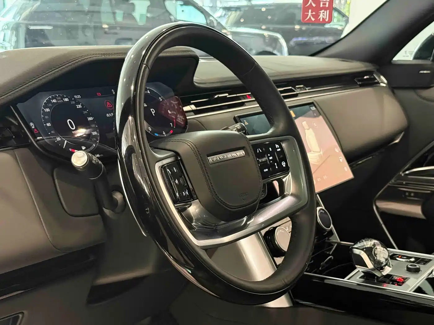 Land Rover Range Rover фото 7