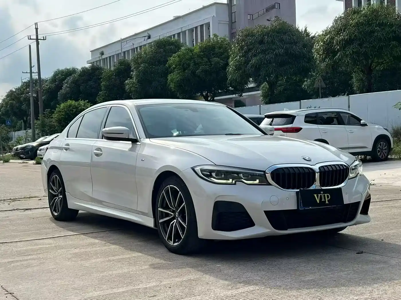 BMW 3 Series 2021 320Li M Sport Package фото 5