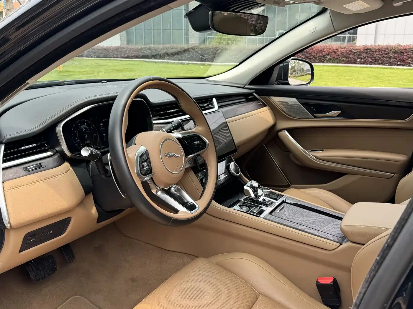 Jaguar XFL 2025 2024 2.0T P250 2WD Premium Luxury