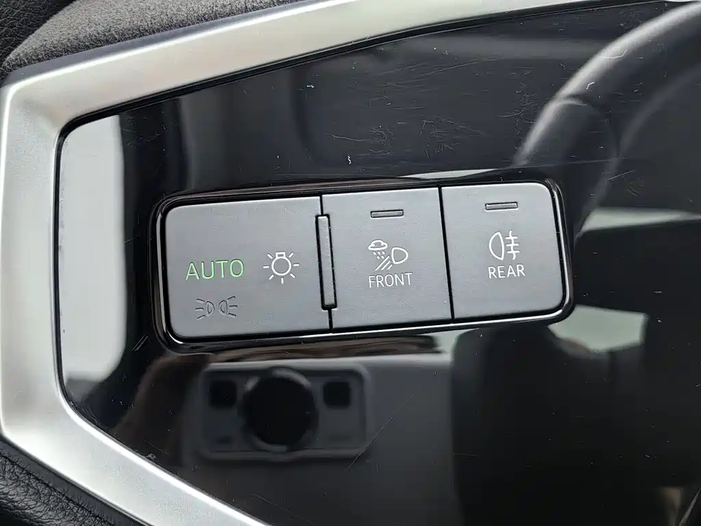 Фото 21 - Audi Q3