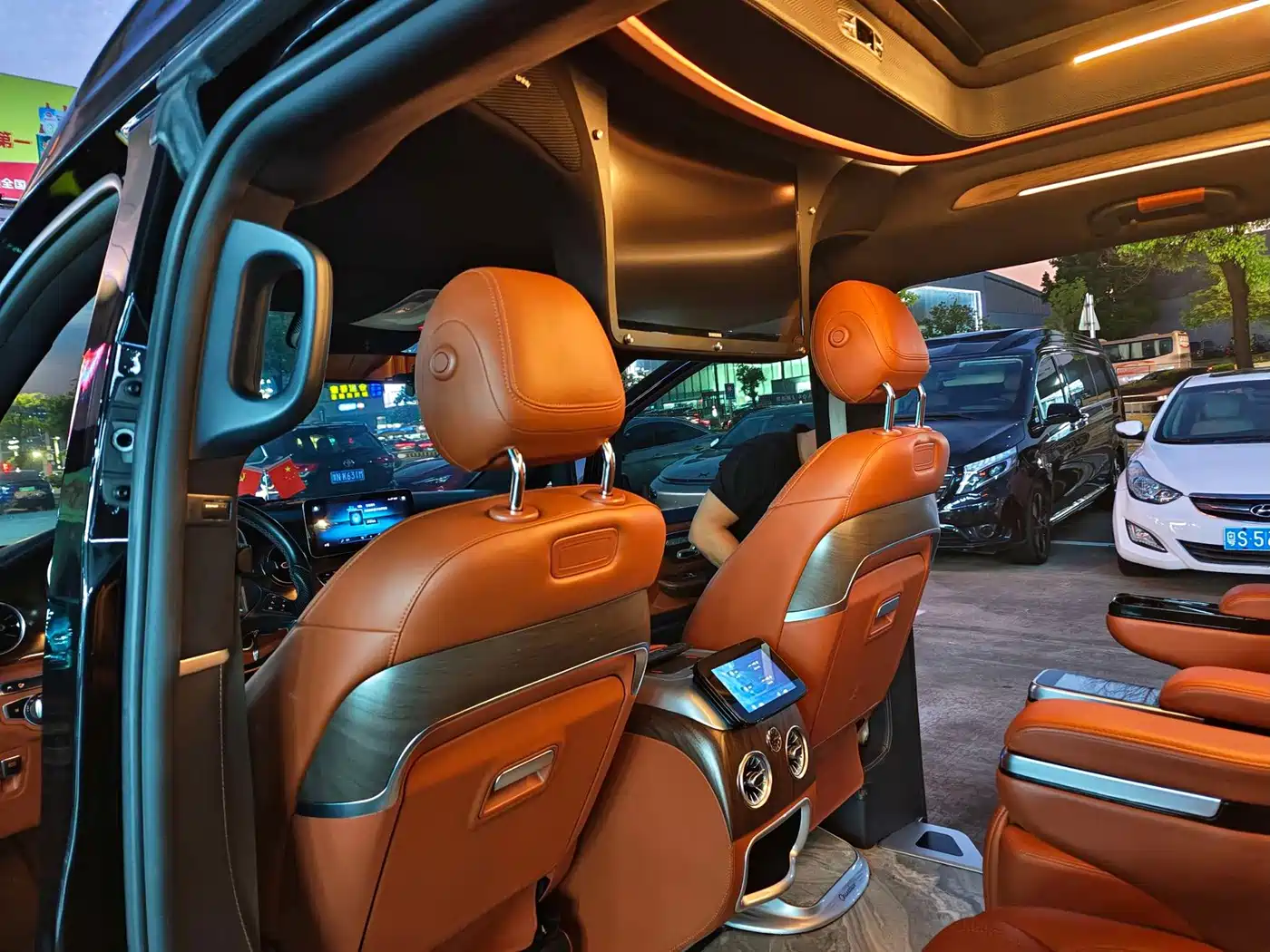 Rhein Auto Rhein Traveler 2022 2022 2.0T S-Class Aroma Edition