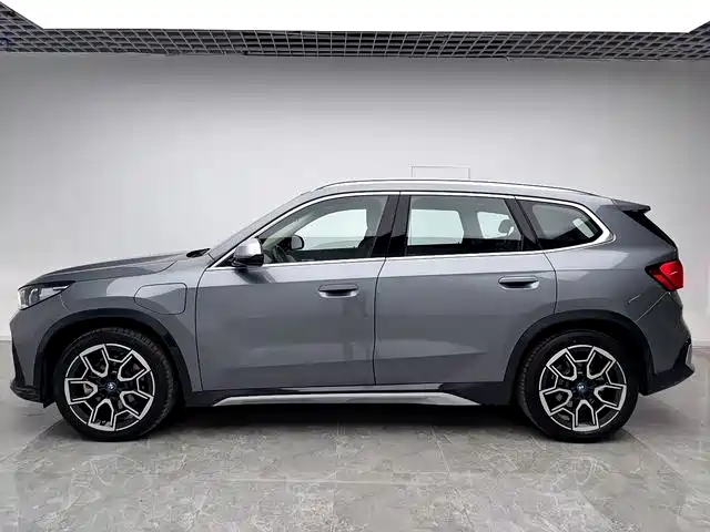 BMW iX1 2023 xDrive30L M Sport Package фото 7