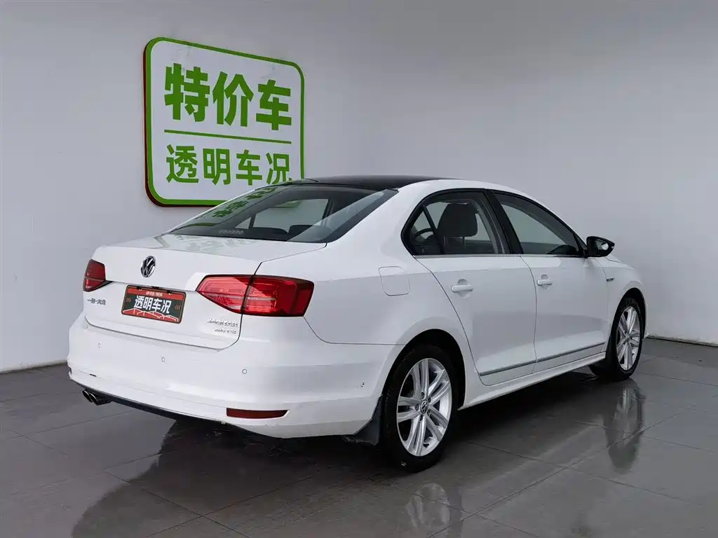 Volkswagen Sagitar 2018 280TSI DSG Luxury фото 2