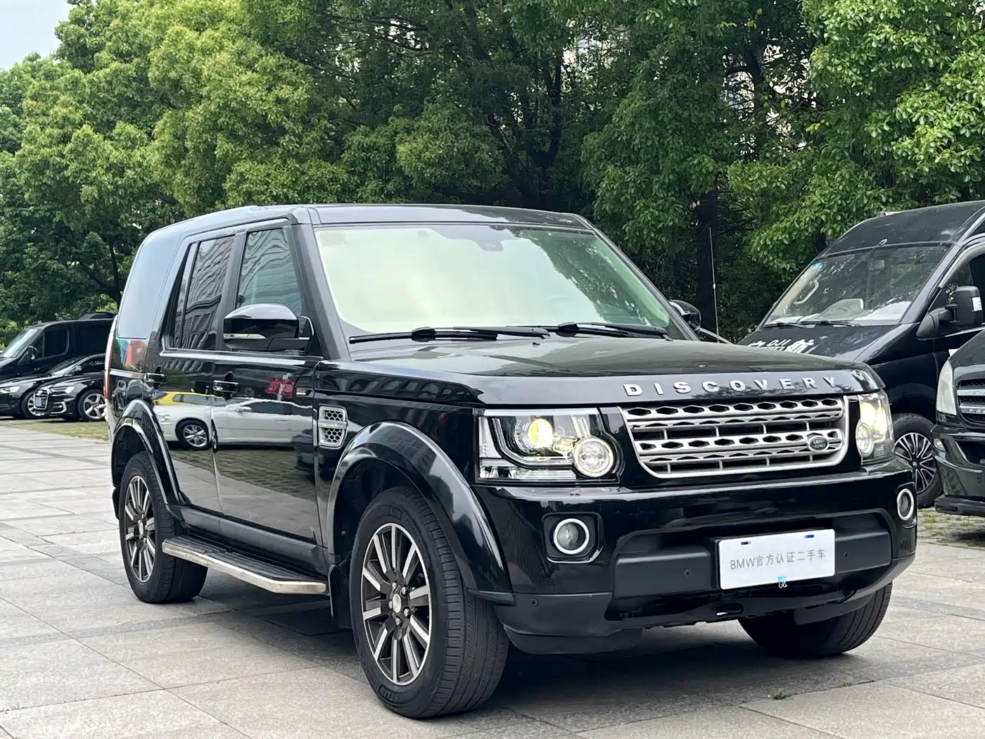 Land Rover Discovery 2015 3.0 SDV6 HSE Diesel фото 15
