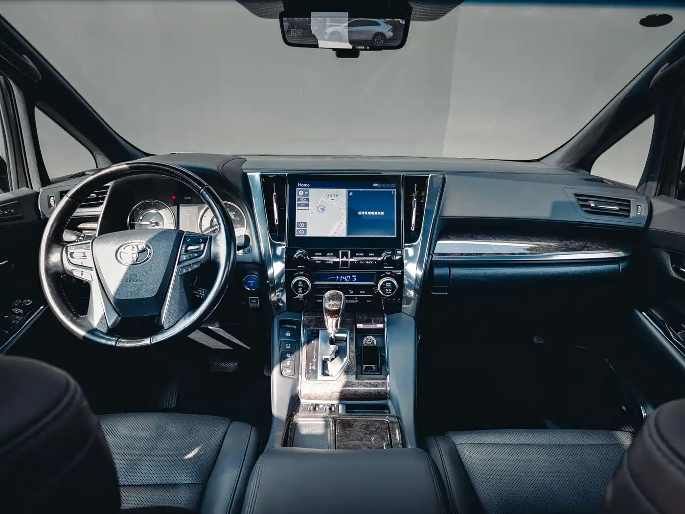 Toyota Alphard 2021 Hybrid 2.5L Premium фото 7