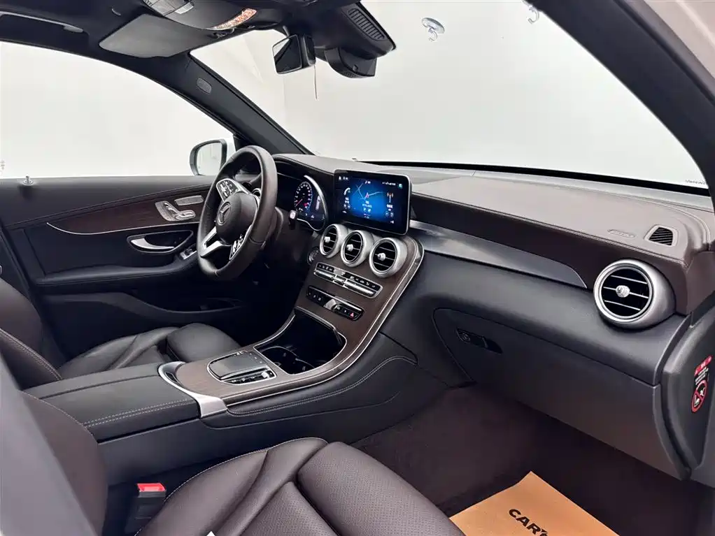 Mercedes-Benz GLC 2021 GLC 300 L 4MATIC Sporty фото 11