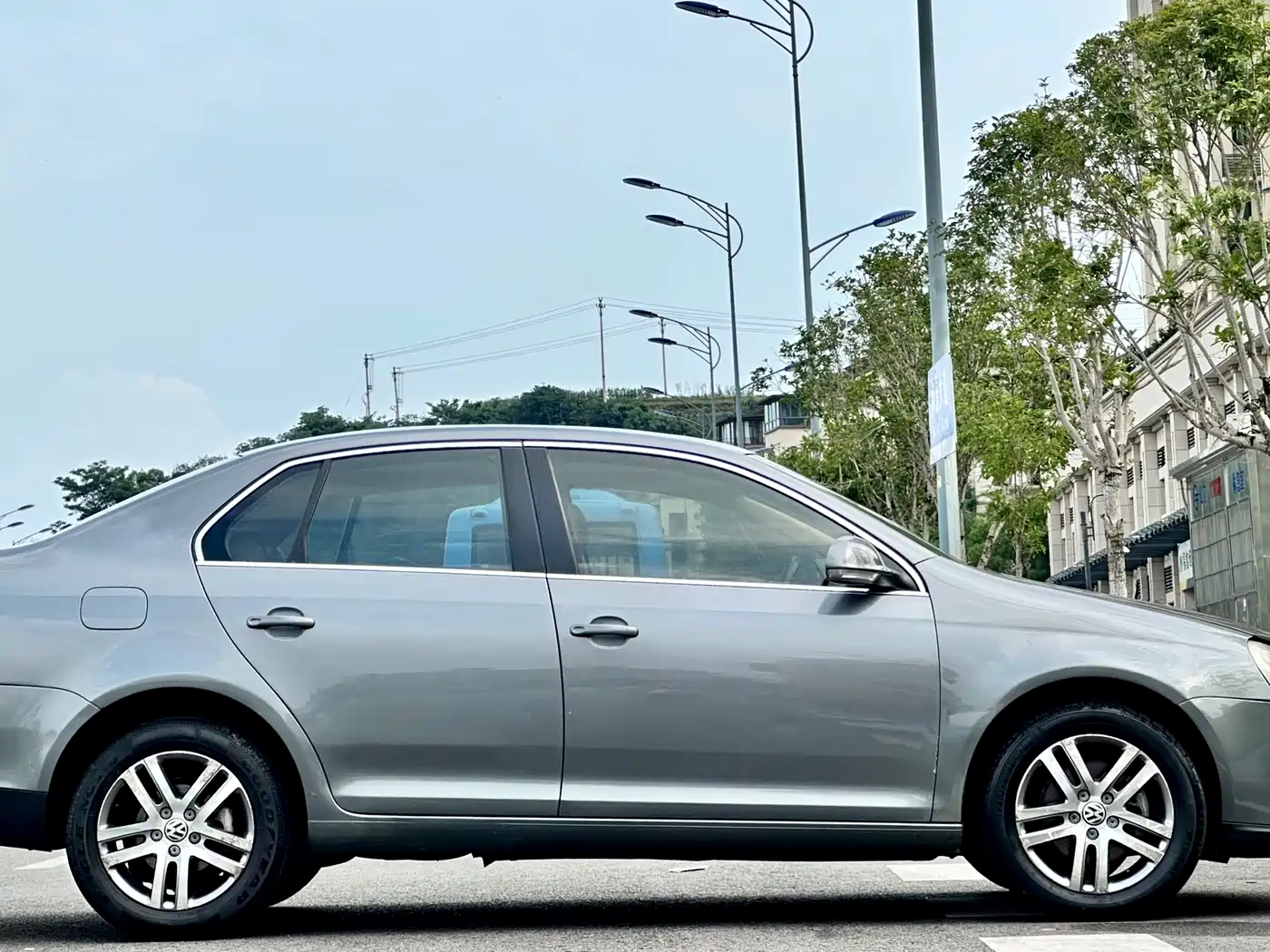 Volkswagen Sagitar 2010 1.4TSI Automatic Luxury фото 10