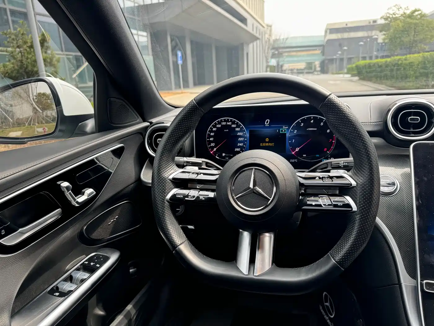 Mercedes-Benz C-Class 2023 C 260 L Night Edition Sport фото 6
