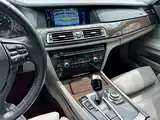 Фото 16 - BMW 7 Series