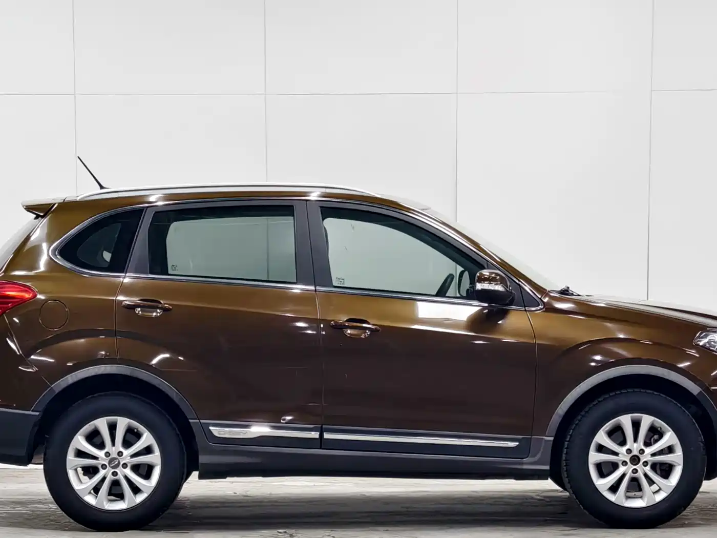 Chery Tiggo 5 2014 2015 2.0L Manual Family Joy