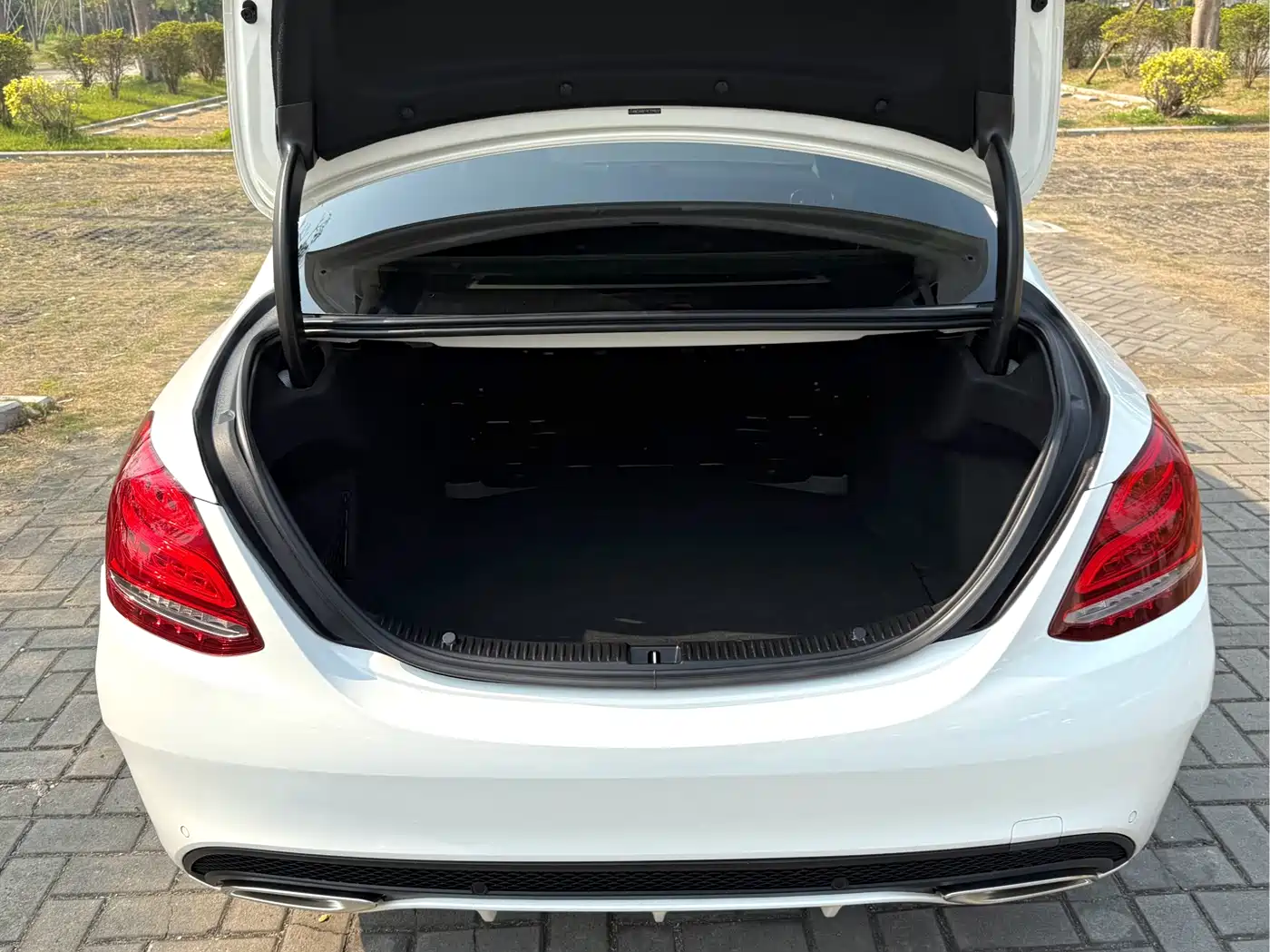 Mercedes-Benz C-Class 2017 C 180 L Sport фото 22