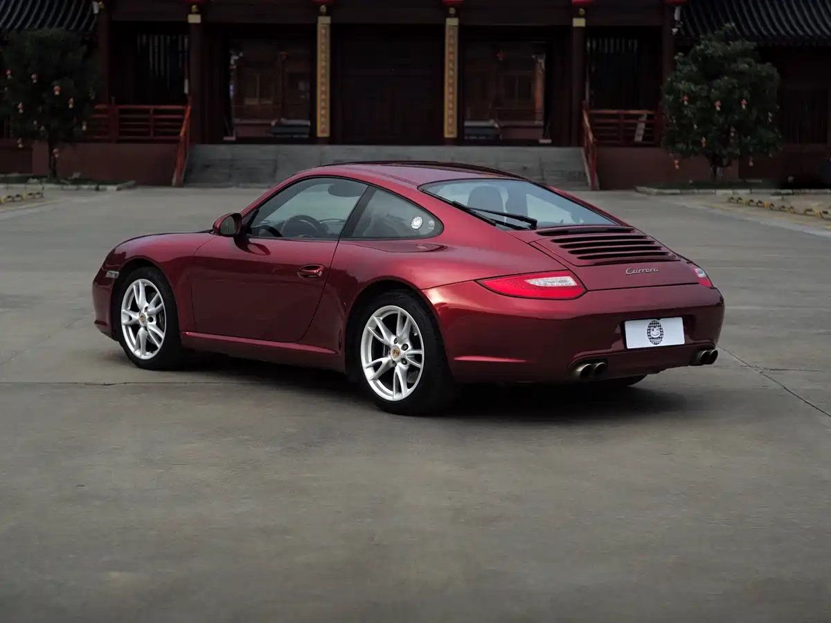 Porsche 911 2010 Carrera 3.6L фото 19