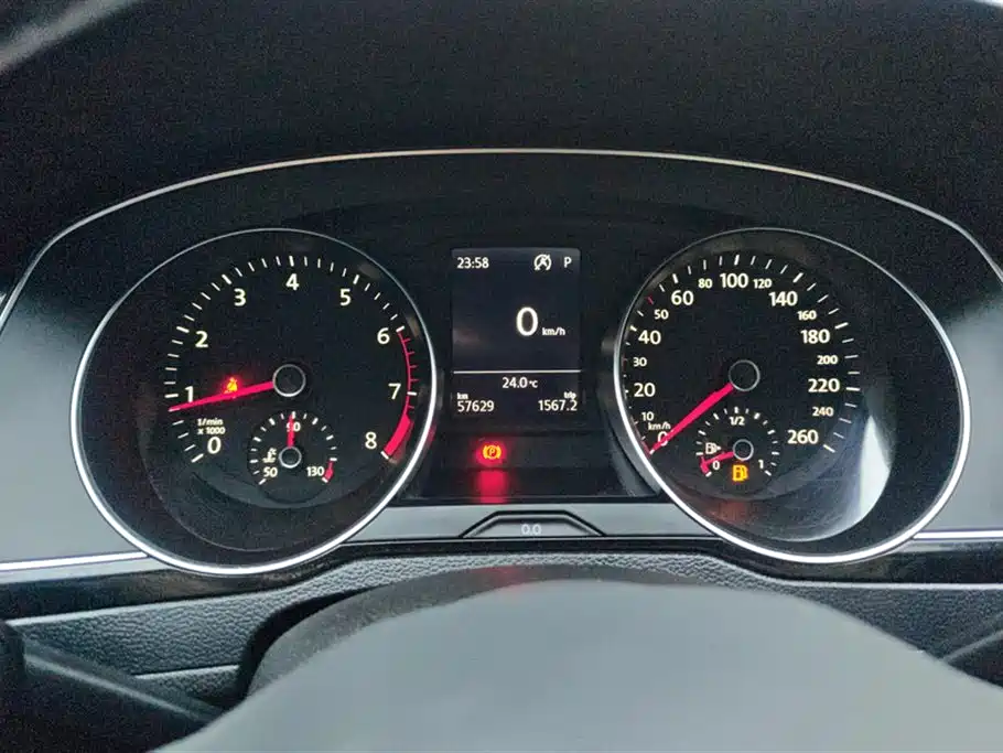 Volkswagen Magotan 2020 330TSI DSG Leading фото 14