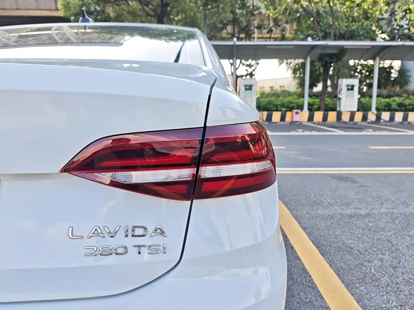 Volkswagen Lavida 2023 280TSI DSG Comfort Edition фото 28