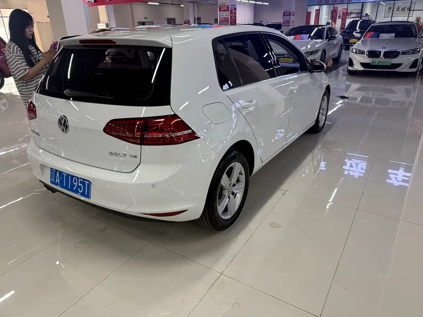 Volkswagen Golf 2015 1.4TSI Automatic Luxury фото 10