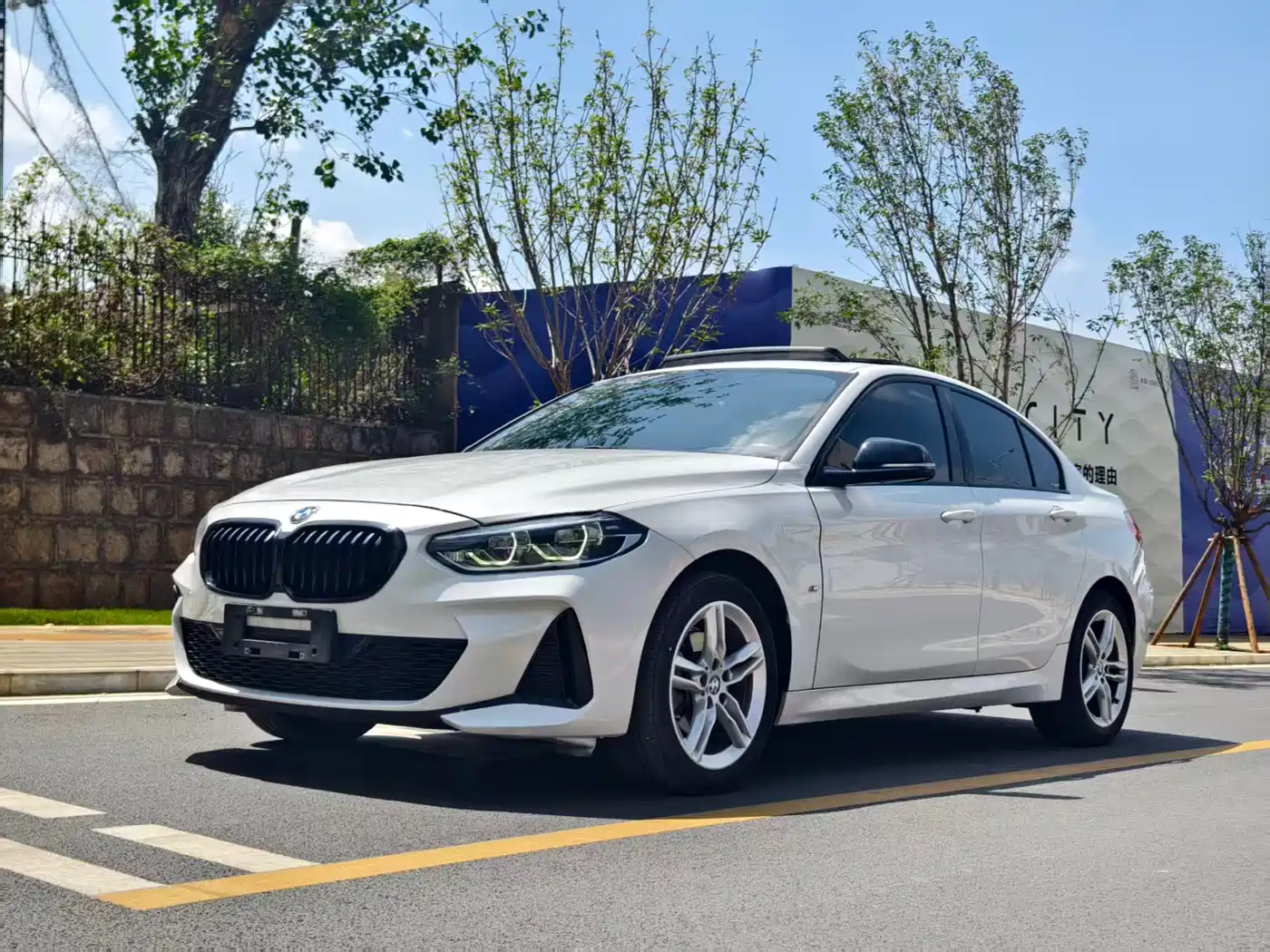 BMW 1 Series 2021 Facelift 120i M Sport Shadow Edition фото 2