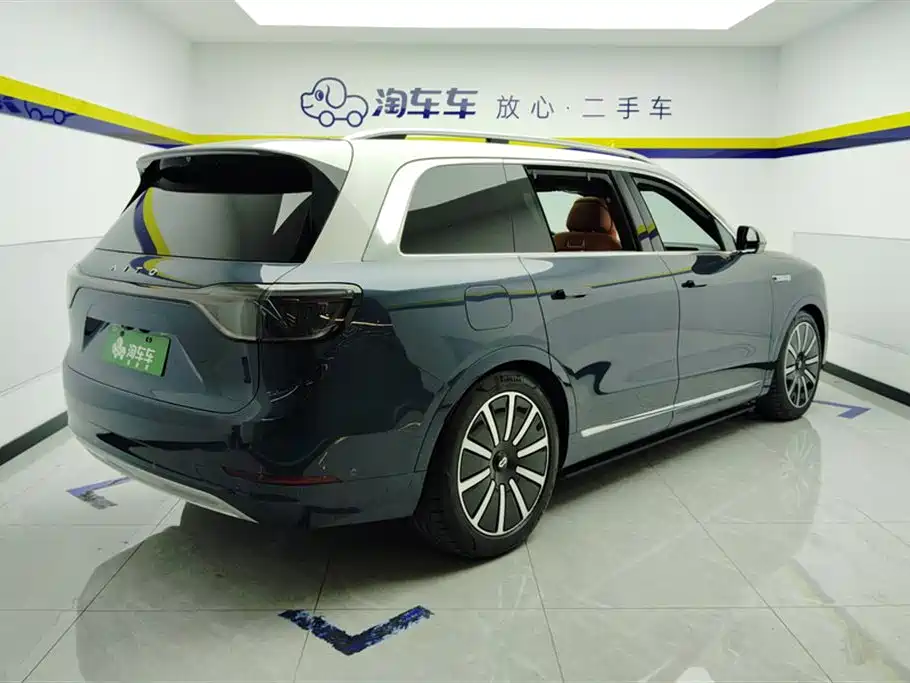 AITO Wenjie AITO M9 2024 Range Extender Ultra 52kWh 6-seater фото 3