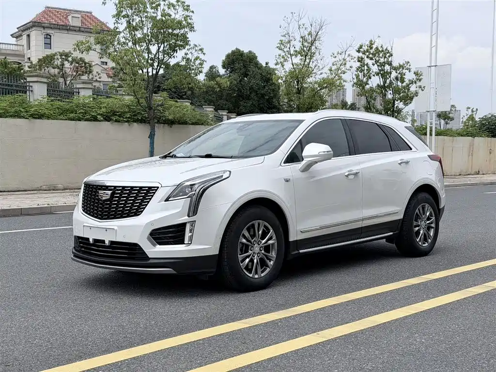 Cadillac XT5 2020 28T AWD Luxury Model