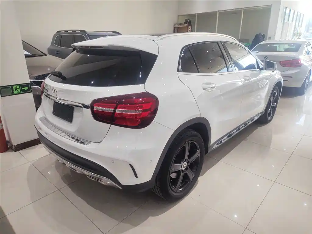 Mercedes-Benz GLA 2019 GLA 200 Fashion фото 5