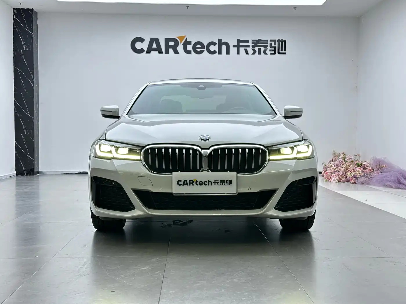 BMW 5 Series 2022 Model Second Facelift 525Li M Sport Package фото 2