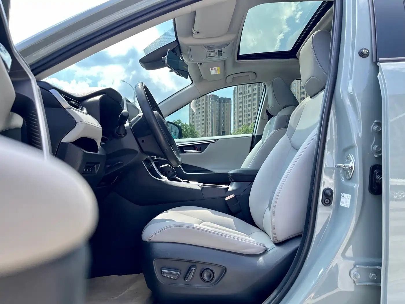 Toyota RAV4 Rongfang 2021 2.0L CVT 2WD Trend PLUS фото 9