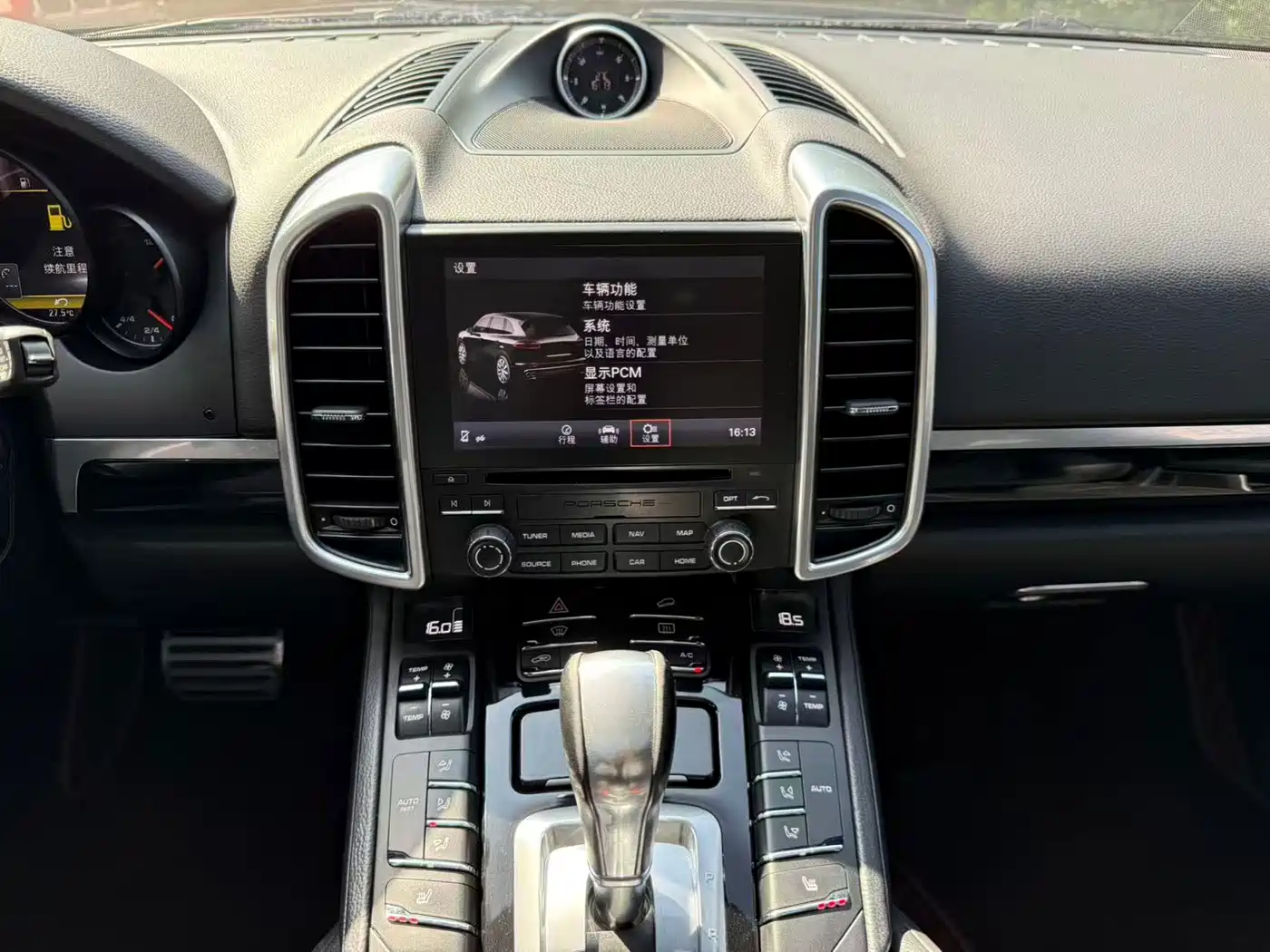 Porsche Cayenne 2016 Cayenne 3.0T фото 9