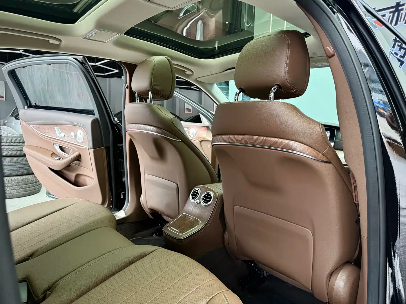 Mercedes-Benz E-Class 2023 E 300 L Luxury фото 13