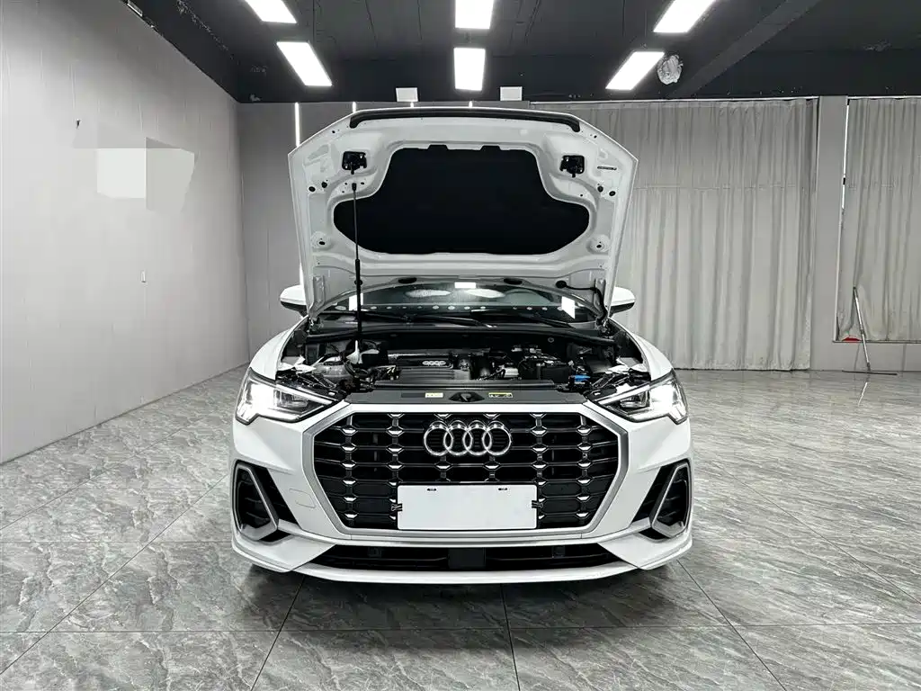 Audi Q3 2023 35 TFSI Fashion Dynamic (1.4T) фото 9