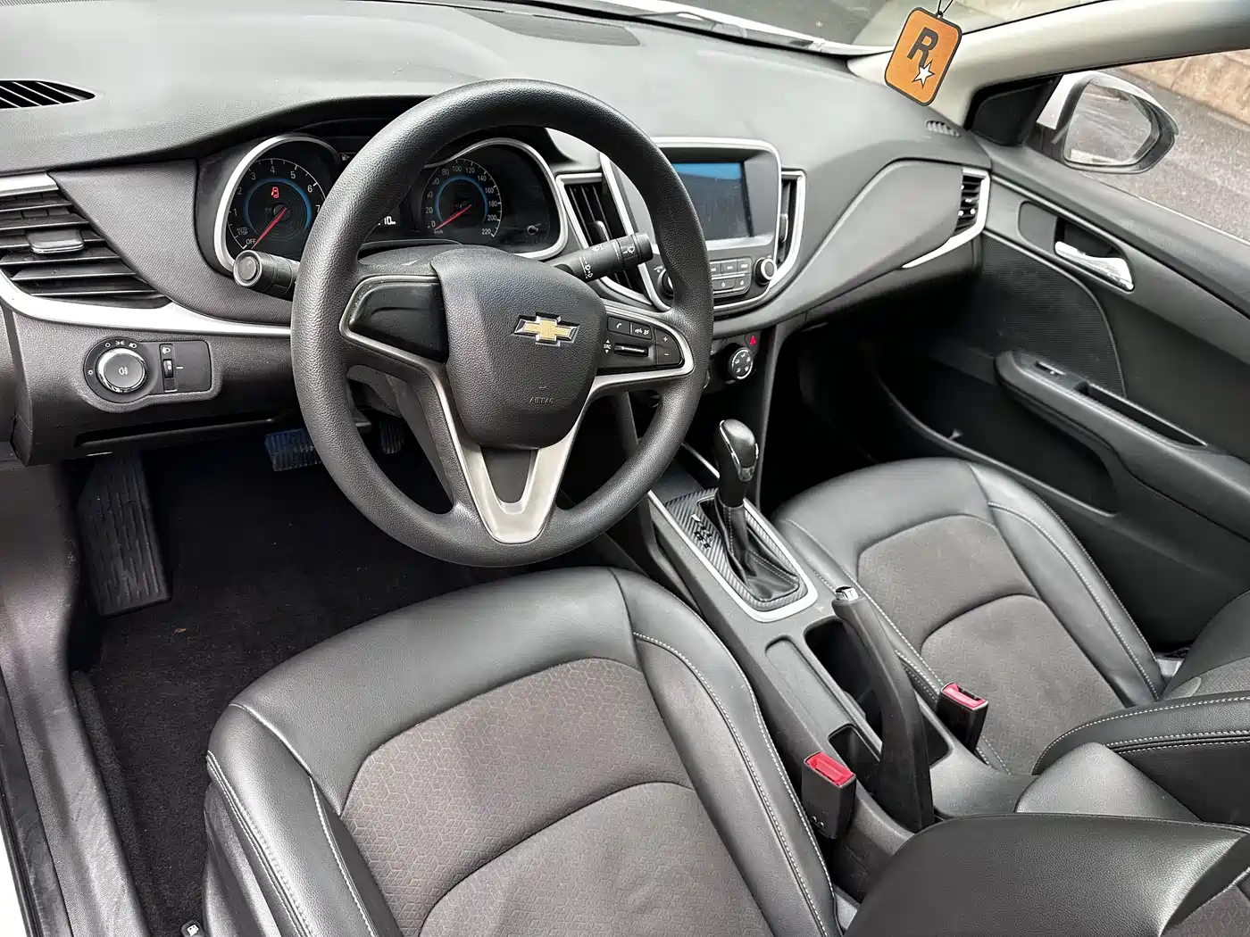 Chevrolet Cavalier 2016 1.5L Automatic Delight Edition фото 8