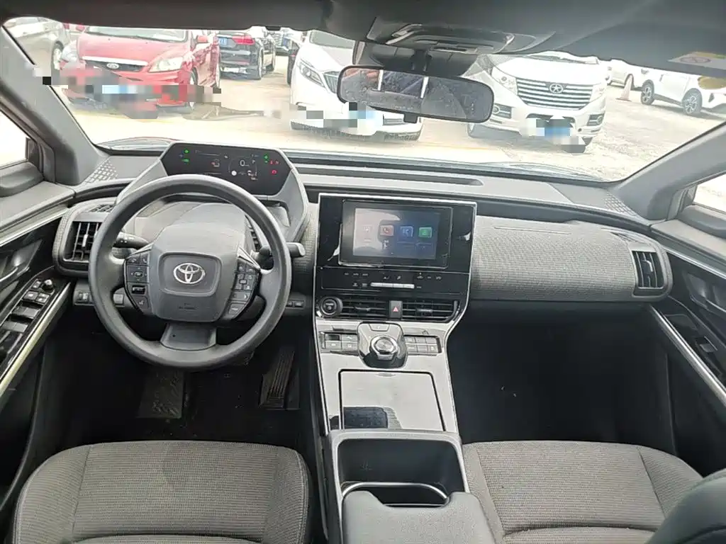 Toyota FAW Toyota bZ4X 2022 2WD Elite JOY Edition фото 10