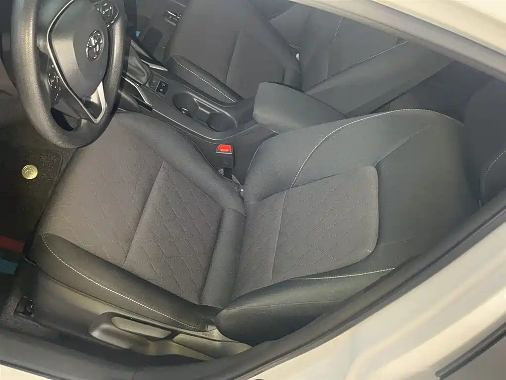 Toyota Corolla 2023 1.8L Smart Hybrid Dual Engine Elite Edition фото 8