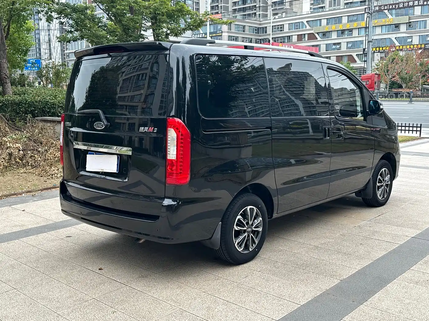 Фото 5 - JAC Refine M3