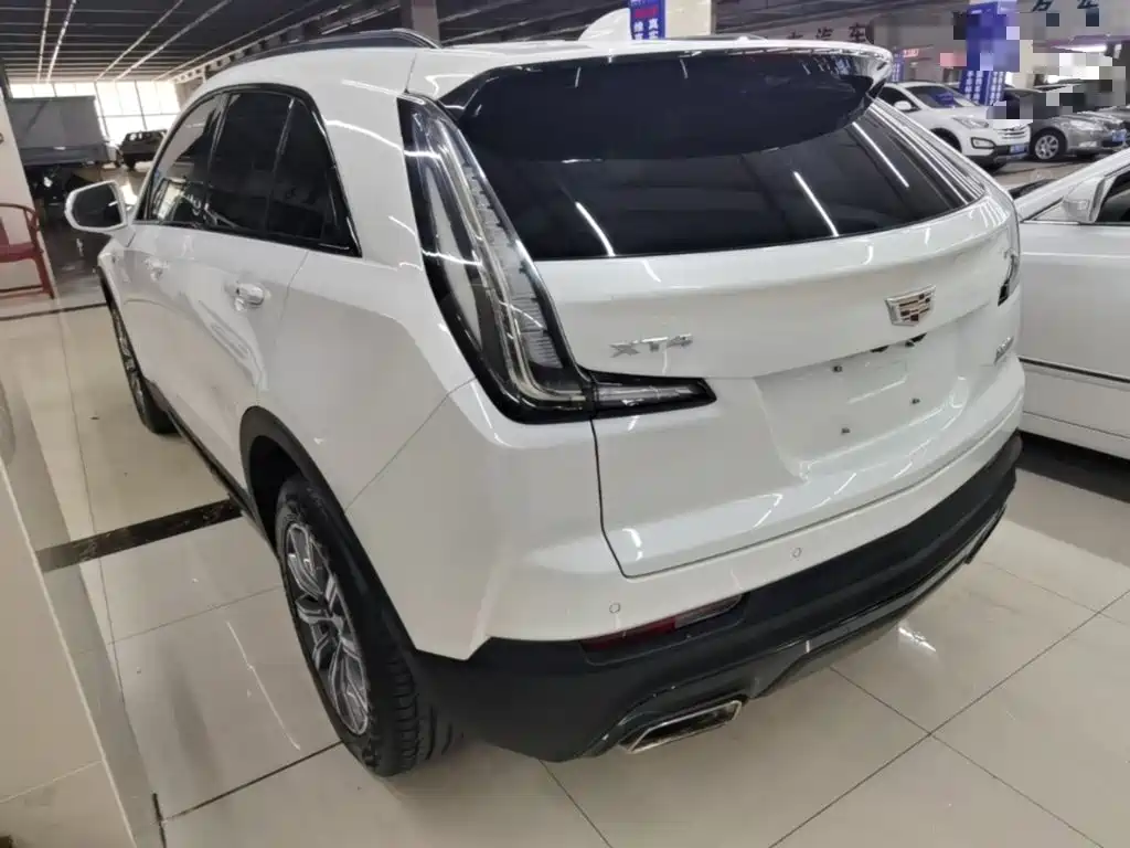 Cadillac XT4 2018 2018 28T 2WD Luxury Sport Type
