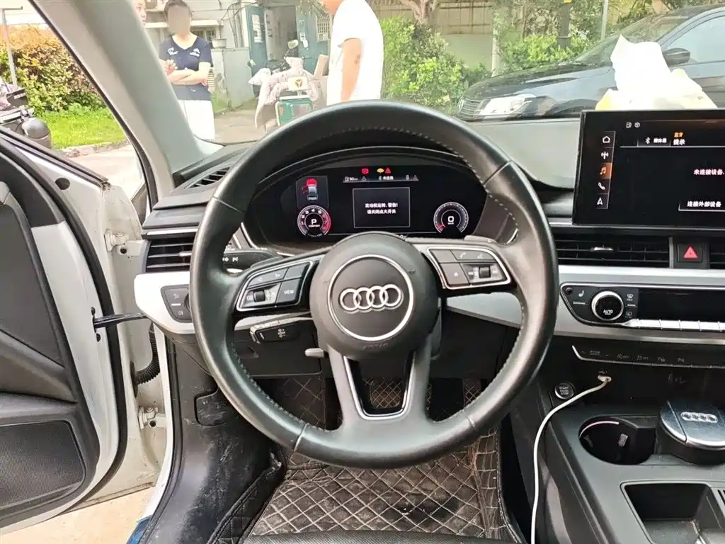 Audi A4L 2020 40 TFSI Luxury Dynamic фото 3