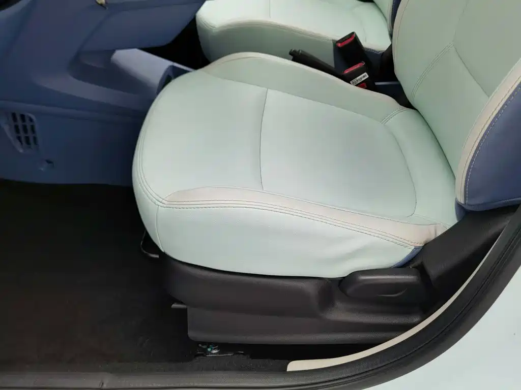 Dongfeng Yipai Nano BOX 2023 2022 Facelift Breeze Edition 201KM Standard