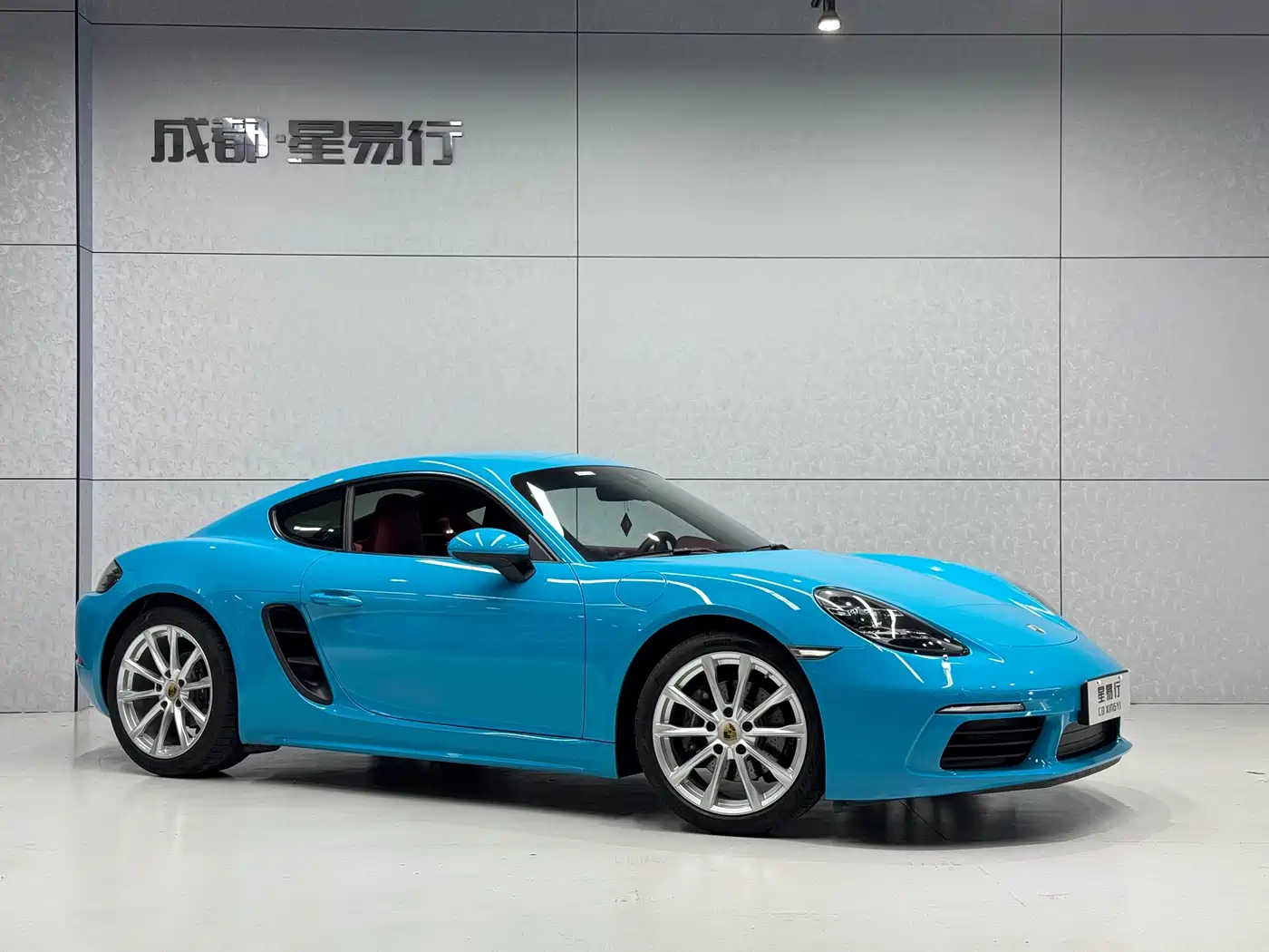 Porsche 718 2018 Cayman 2.0T фото 3