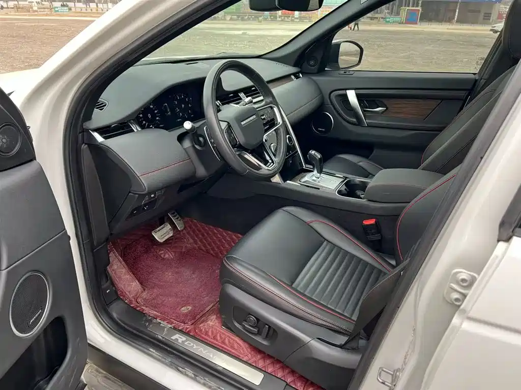 Land Rover Discovery Sport 2021 200PS Family Edition фото 6