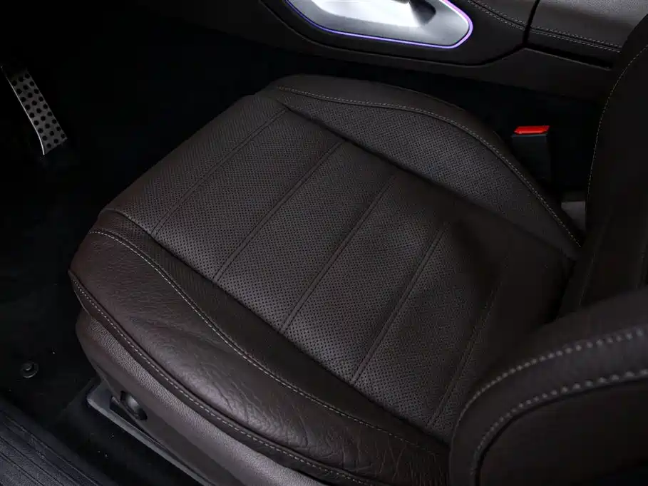 Mercedes-Benz GLS 2023 Second Facelift GLS 450 4MATIC Luxury фото 13